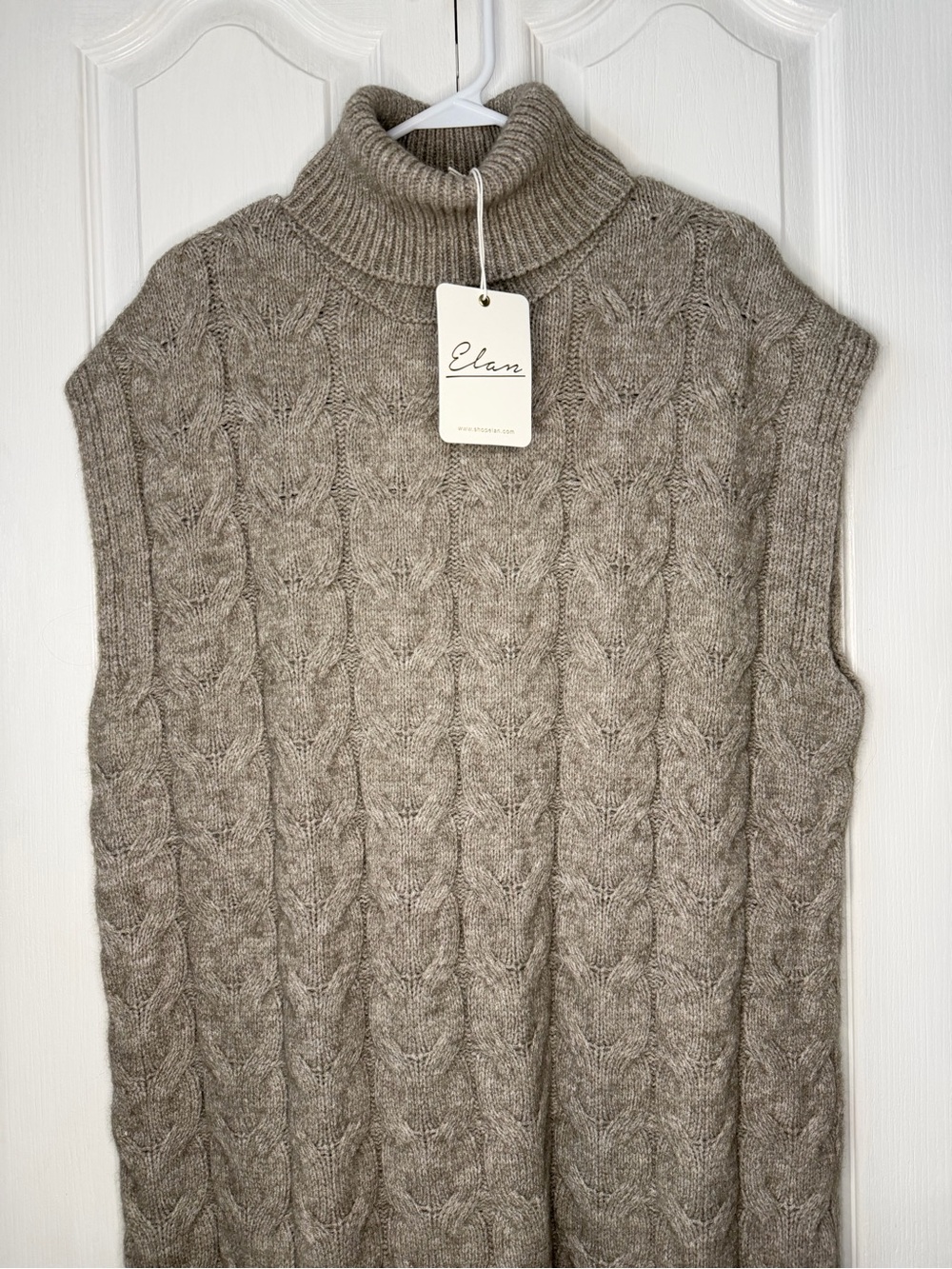 Elan Cable Knit Sleeveless Turtleneck Sweater Tunic Beige Large NWT - Picture 3 of 9